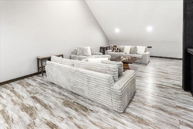 2032 Pahal Road, Huntington, TX 75949