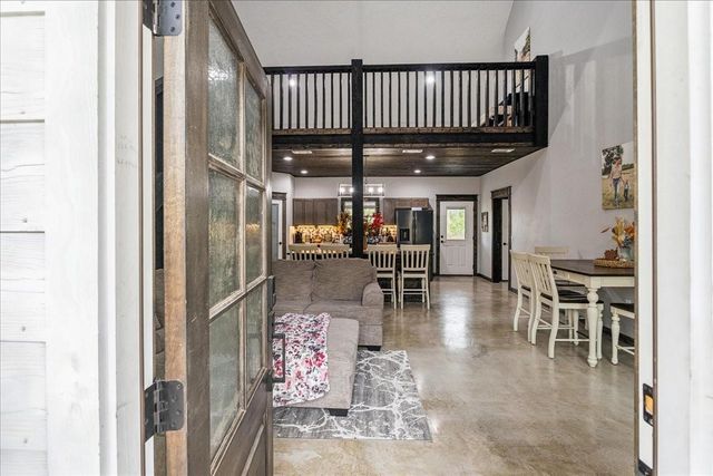 2032 Pahal Road, Huntington, TX 75949