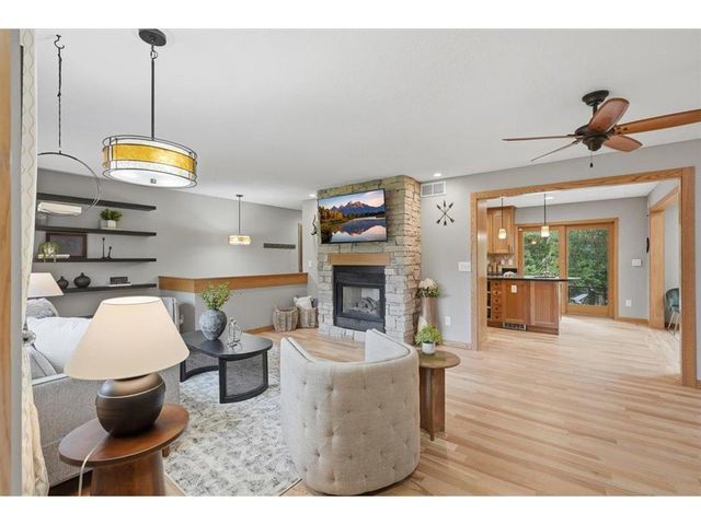 57 Quamwell Avenue, Lakeland, MN 55043