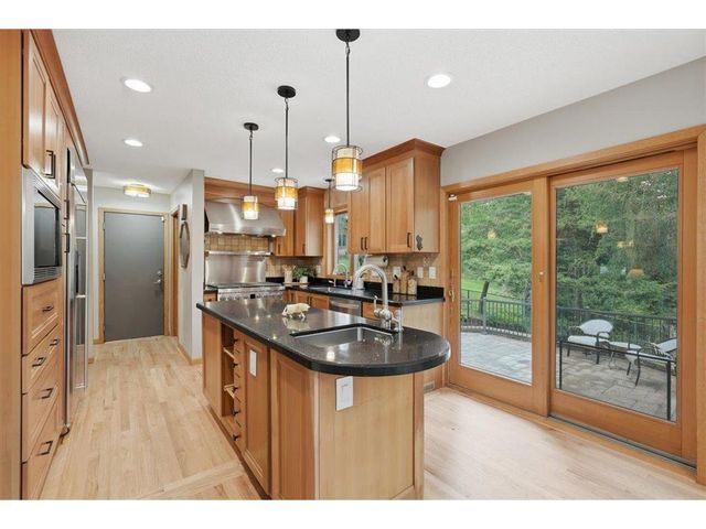 57 Quamwell Avenue, Lakeland, MN 55043