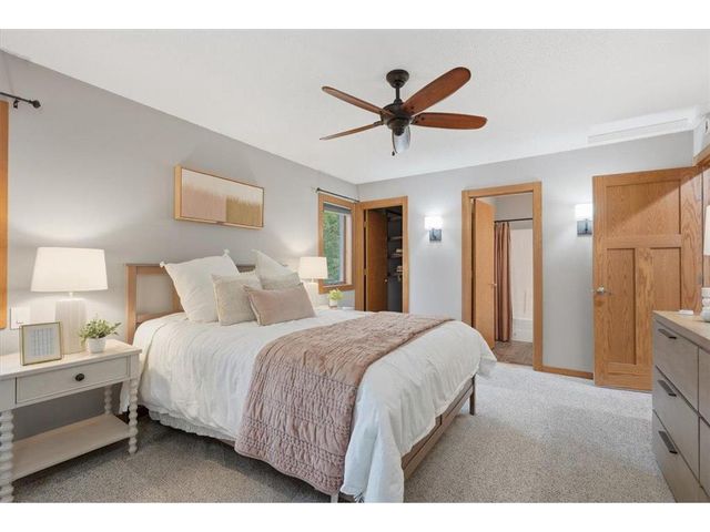 57 Quamwell Avenue, Lakeland, MN 55043
