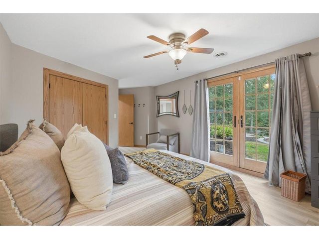 57 Quamwell Avenue, Lakeland, MN 55043
