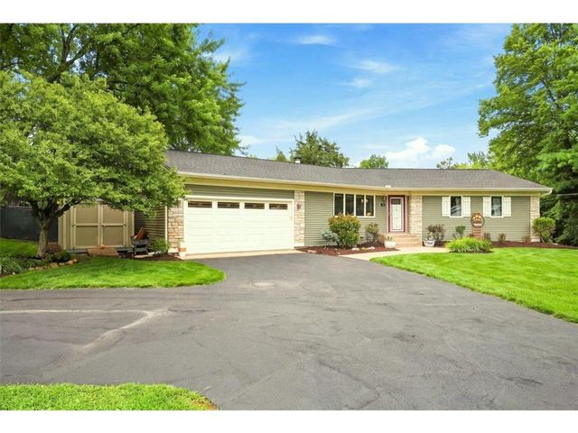 57 Quamwell Avenue, Lakeland, MN 55043