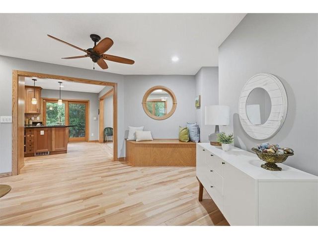 57 Quamwell Avenue, Lakeland, MN 55043