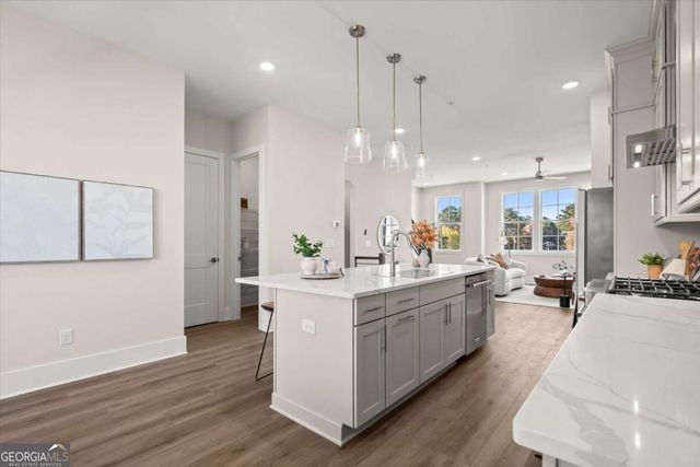 677 Soul Alley 148, Alpharetta, GA 30009