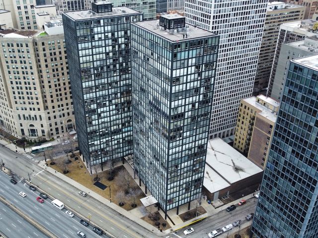 880 N Lake Shore Drive 25EF, Chicago, IL 60611