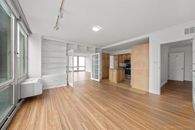 880 N Lake Shore Drive 25EF, Chicago, IL 60611