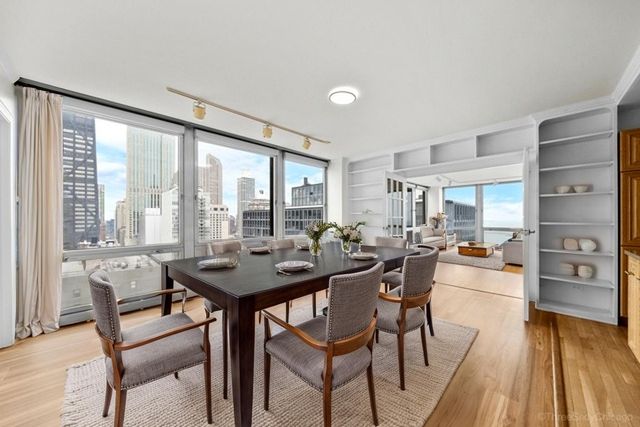 880 N Lake Shore Drive 25EF, Chicago, IL 60611
