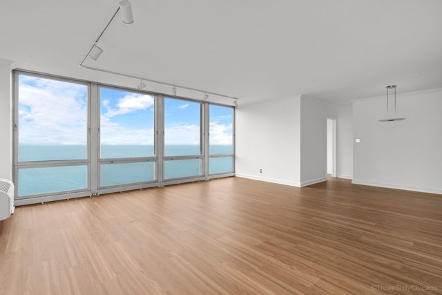 880 N Lake Shore Drive 25EF, Chicago, IL 60611