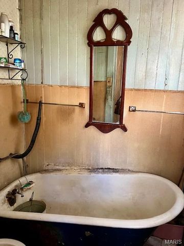 1825 S. 7th Street 1-3, St Louis, MO 63104