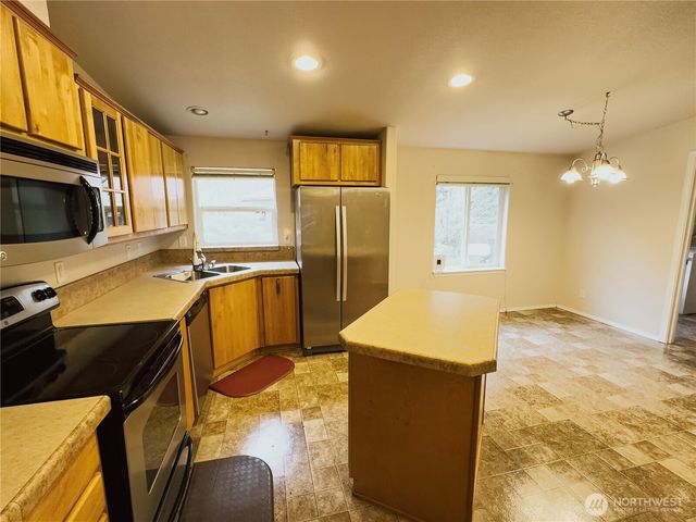 6174 US Hwy 12, Morton, WA 98356