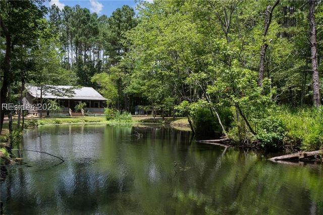 3769 Rice Shire Rd, Ridgeland, SC 29936