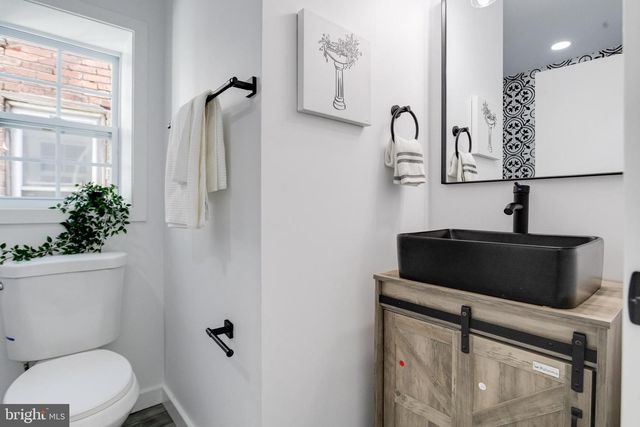 1419 E LANVALE ST, Baltimore, MD 21213