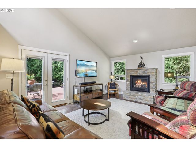 15611 Ne 181ST Loop, Brush Prairie, WA 98606