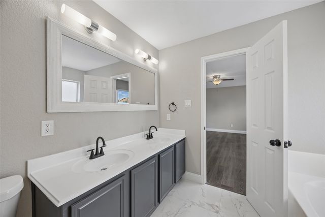 10137 Mount Pheasant Road, Fort Worth, TX 76108
