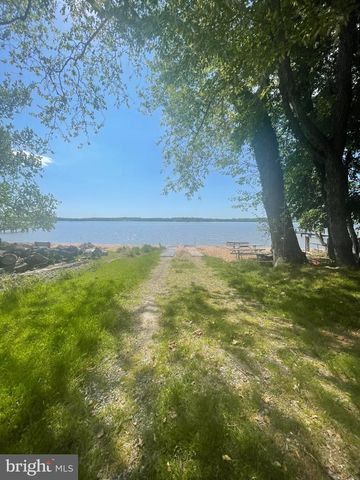 71 GREENHAVEN DR, Elkton, MD 21921