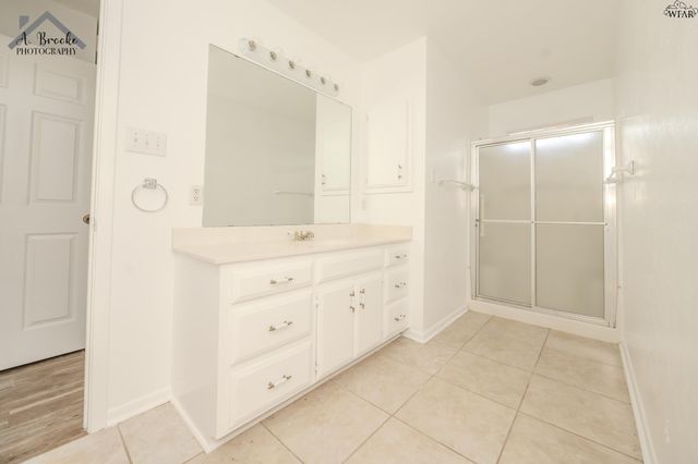 913 FOLEY AVENUE, Iowa Park, TX 76367