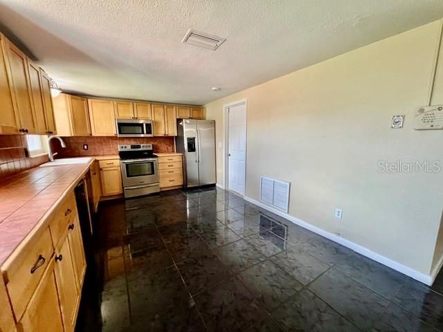 3916 CEDARWOOD DRIVE, Holiday, FL 34691