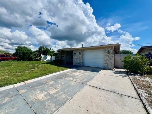 3916 CEDARWOOD DRIVE, Holiday, FL 34691