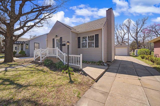 1008 Funston St, Salina, KS 67401