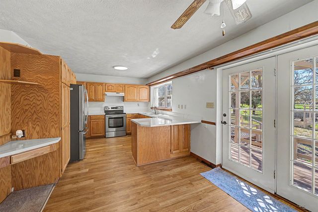 1008 Funston St, Salina, KS 67401
