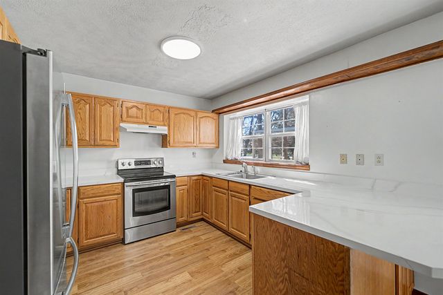 1008 Funston St, Salina, KS 67401