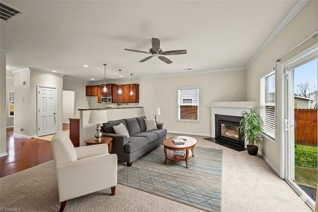 1570 Country Lane, Kernersville, NC 27284