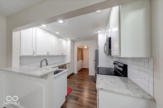 6419 Bayside South Drive, Indianapolis, IN 46250