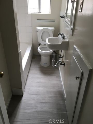 1742 W 82nd, Los Angeles, CA 90047