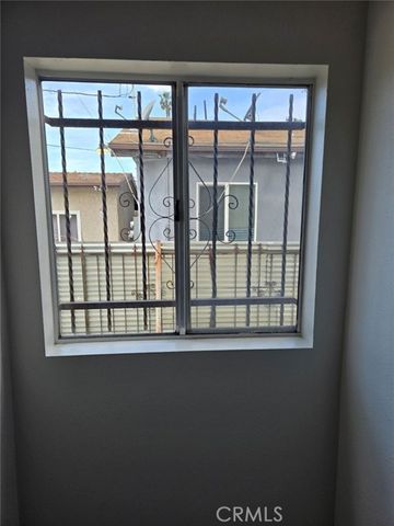 1742 W 82nd, Los Angeles, CA 90047