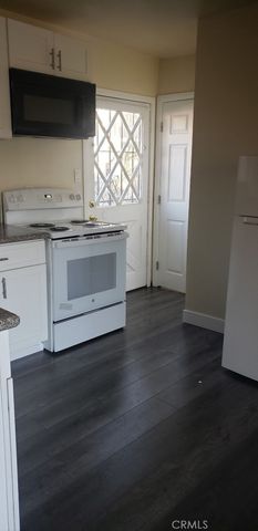 1742 W 82nd, Los Angeles, CA 90047