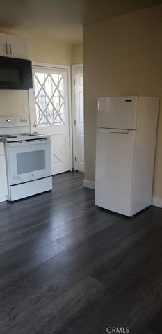 1742 W 82nd, Los Angeles, CA 90047