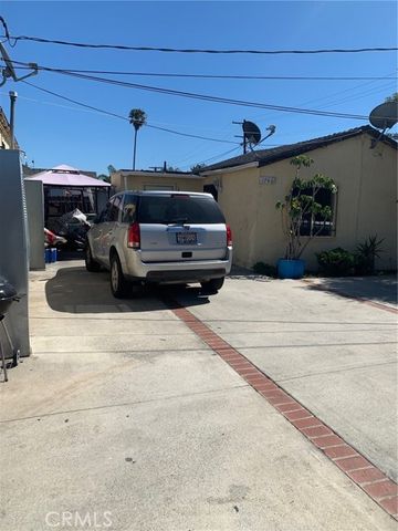 1742 W 82nd, Los Angeles, CA 90047