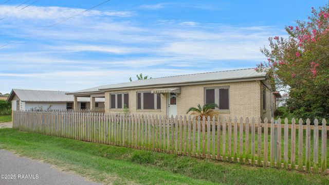 200 Rayland Street, Lafayette, LA 70506