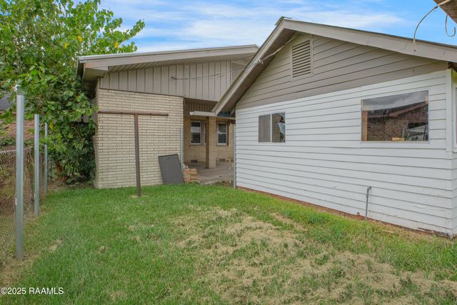 200 Rayland Street, Lafayette, LA 70506