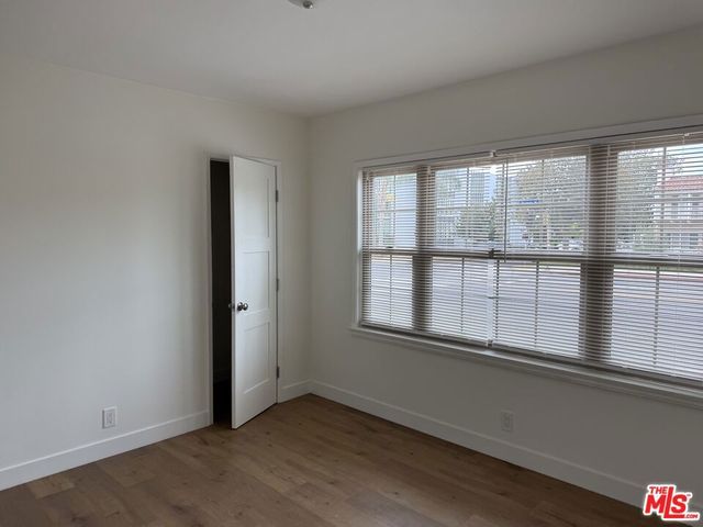 937 S Bedford Street, Los Angeles, CA 90035