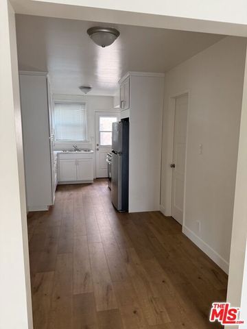 937 S Bedford Street, Los Angeles, CA 90035