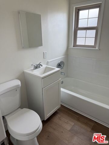 937 S Bedford Street, Los Angeles, CA 90035