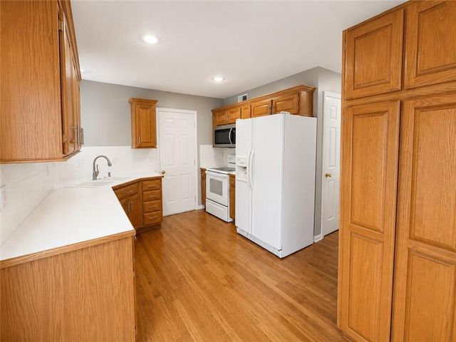 9629 W 51st Street, Merriam, KS 66203