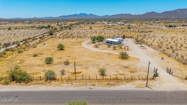 53679 W BARNES Road, Maricopa, AZ 85139