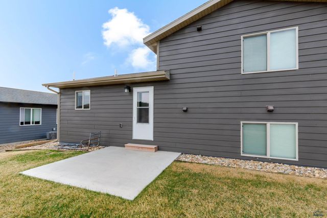 5240 COAL BANK DR, Rapid City, SD 57701