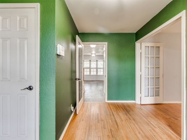 2411 W Kent Street, Broken Arrow, OK 74012