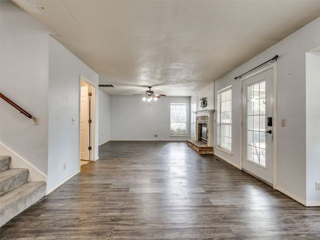 2411 W Kent Street, Broken Arrow, OK 74012