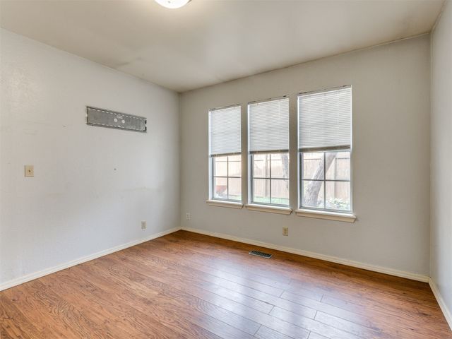 2411 W Kent Street, Broken Arrow, OK 74012