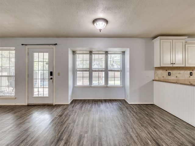 2411 W Kent Street, Broken Arrow, OK 74012