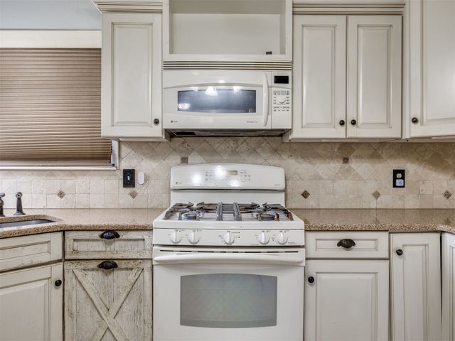 2411 W Kent Street, Broken Arrow, OK 74012