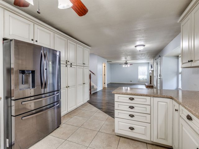 2411 W Kent Street, Broken Arrow, OK 74012
