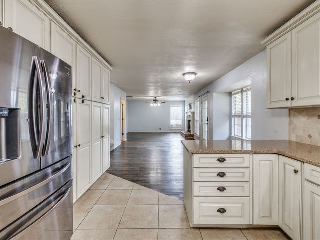 2411 W Kent Street, Broken Arrow, OK 74012