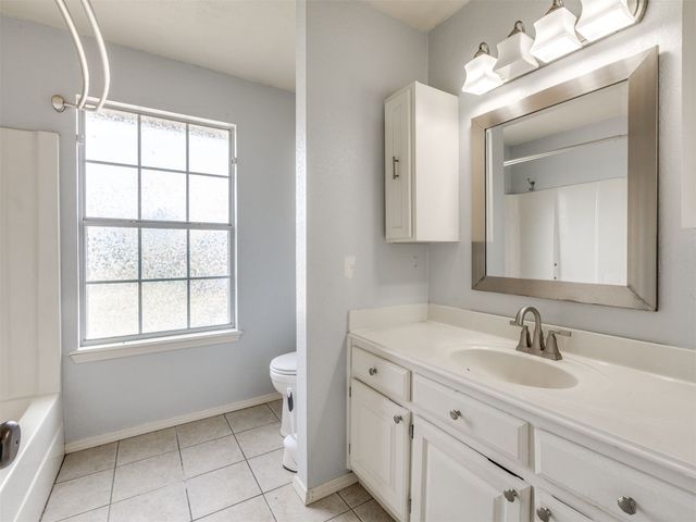 2411 W Kent Street, Broken Arrow, OK 74012