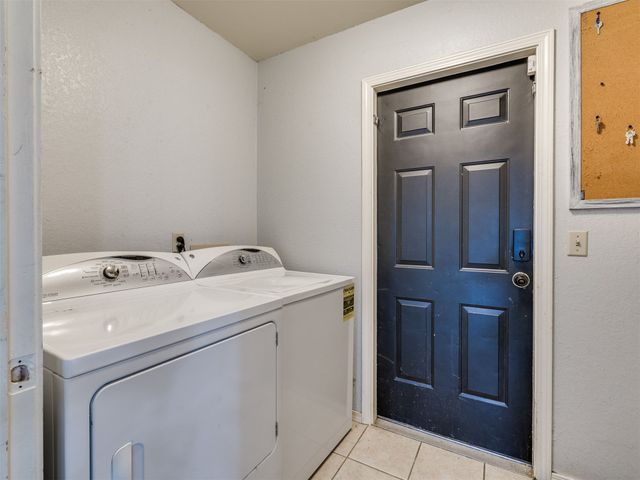 2411 W Kent Street, Broken Arrow, OK 74012